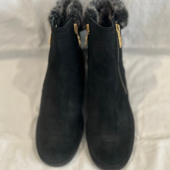 COLE HAAN Quinney Suede Faux Fur Dual Zip Waterproof Lug Sole Chelsea Bootie 6 - Picture 3 of 9